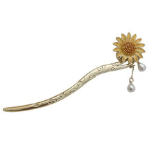 Vintage Floral Tassel Hair Stick and Hair Pin for Women Elegant Bun Accessory for Weddings Parties