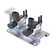 Elettrovalvola di controllo automatico per auto, valvola a vuoto K5T81777 per Mazda