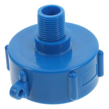 IBC Container Adapter mit Feingewindeventil für einfachen Schlauchanschluss und langlebigen Einsatz im Garten.