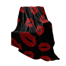 Valentine's Day Throw Blanket with Romantic Lip Pattern, Soft Plush Red Blanket 100 x 150 cm for Couch or Bed