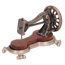 Miniature Metal Sewing Machine for Dollhouse Portable Hand Sewing Tool for Kids