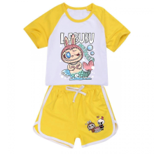 (#4286 Yellow, 130/6-7 Years) Set pigiama Labubu per bambini e bambine 2025, costume cosplay, maniche corte, pantaloncini, tuta sportiva