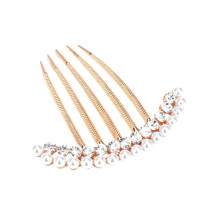 Bridal Hair Comb with Elegant Pearl Rhinestone Design for Weddings and Bridesmaid Hairstyles