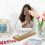 Acrylic Portable Makeup Mirror with Wooden Base, Irregular Design 4