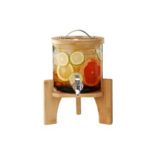 Moderner Getränkespender aus Glas mit stabilem Ständer und-1,5L