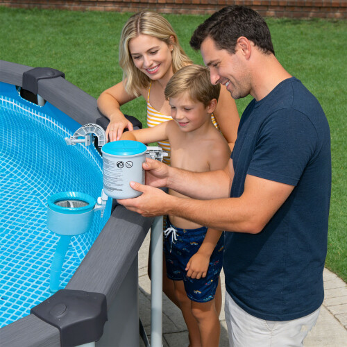 Effective Swimming Pool Cleaner Gathers Debris Before Settling 1