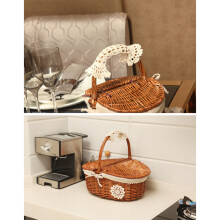Handmade Wicker Picnic Basket with Lid & Wooden Handle, 26x18x16cm