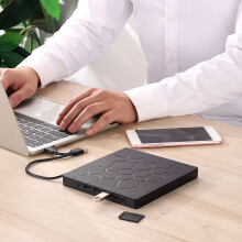 Tragbarer externer DVD-Renderer USB C 6-in-1 für Laptop & Desktop – Schlankes Design