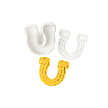Irish Holiday Baking Essential Shamrock Cookie-horseshoe lock