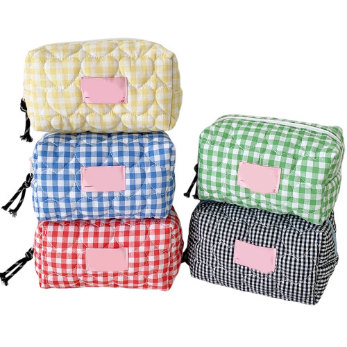 Multiple Compartment Portable Toiletry Bag Heart-Green 1