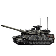 Leopard 2A7 German Battle Tank Model Kit 1:35 Scale with Rotating Turret, Realistic Gun and Camouflage