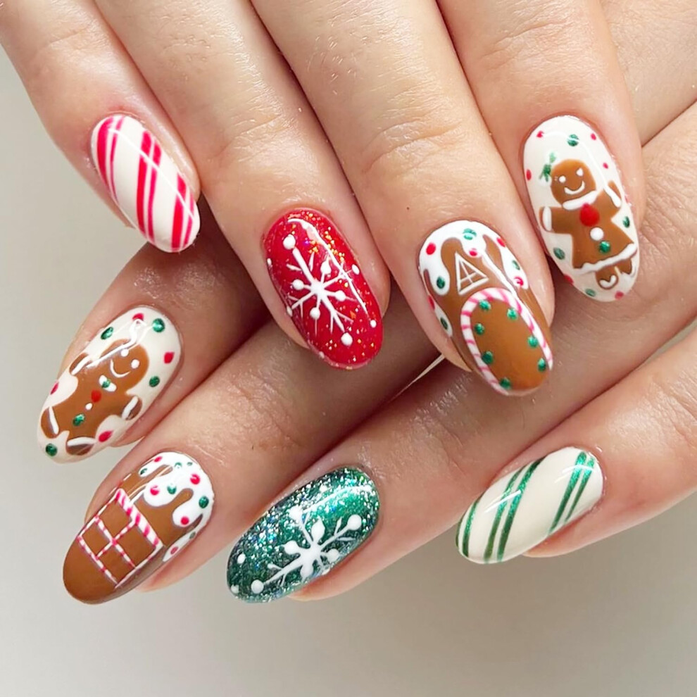 Christmas Press On Nails Short Almond Fake Nails with Gingerbread Snowflake Designs Glossy 24Pcs