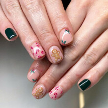 Christmas Press On Nails Short Square Nude Gingerbread Reusable Acrylic Fake Nails for Women