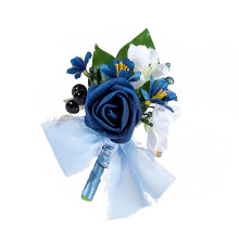 Wunderschöne Ansteckblumen für Hochzeitspaare mit-königsblau