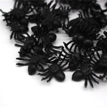 150X Plastic Black Spider Trick Toy Halloween Haunted House Prop Decor