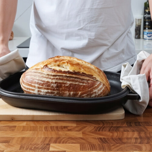 Garden Sanctuary Cast Iron Bread & Roasting Pan with Lid