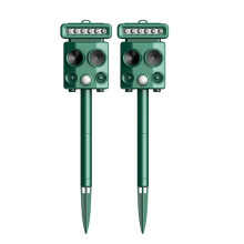 2PCS Ultrasonic Animal Repellent Outdoor Solar Animal Repeller with Motion Detection,Deer Deterrent Device for Yard