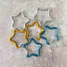 50 Pinces étoile à Cinq Branches Mousqueton en Aluminium Porte-Clés Extérieur Porte-Clés Crochet Bouteille D'Eau Boucle Suspendue Accessoires de