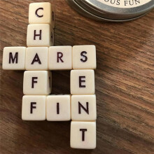Kreuzworträtsel-Puzzle-Set - 12 Formen Aus Buchstaben. Interessante, Lehrreiche Worträtsel für Kinder und Erwachsene (1 Set)