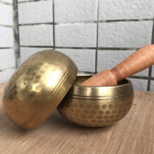 Hand Hammered Tibetan Singing Bowl Size 17 Brass Chakra Meditation and Yoga Healing Bowl