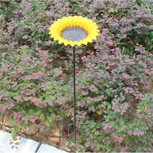 Sunflower Cast Iron Bird Feeder Plate with Long Plug Vintage Metal Bird Bath Bowl