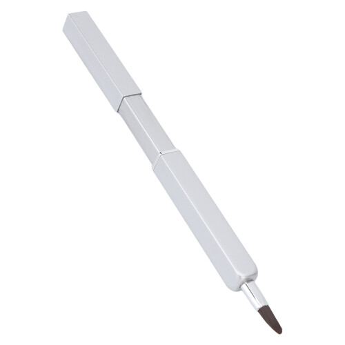 Silberner Make-up-Pinsel einziehbar