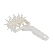 Easy To Clean Pizza Dough Perforating Tool For Consistent-2 2