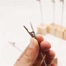 20 PCS Memo Holder Pine Base Message Clip Vertical Note Holder for Office Wedding Party House Decoration Birthday Photos