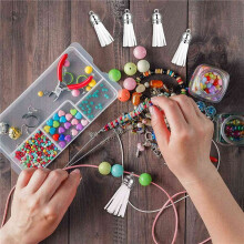 200Pcs Keychain Tassels Faux Suede Leather Tassel Pendants Keychain Decoration for DIY Crafts Making Supplies (White)