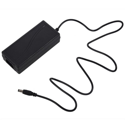 4X 12V Nätadapter 5A Transformator 110-220V & Present 2