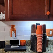 Dispensador de Vasos de Café, Vaso Desechable de Papel con Soporte para Tapa, Giratorio 360, con 4 Compartimentos, Apilable para 3 Vasos de 16 Oz.