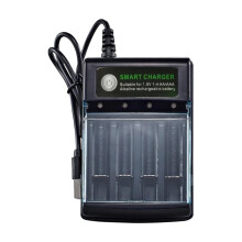 USB AA AAA Battery Charger 4Slot Smart Charging Station with Fast Charge and Individual Slot Indicators
