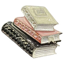 Broche culturelle multi-usage combinant art en émail et strass-4