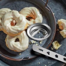 2X Biscuit Attachments, 8 Shapes Biscuit Attachment Stainless Steel for Meat Mincer with Connection Ring Pastry
