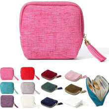 Travel Jewelry Case with Zippered Pockets, Multi-Layer Organizer for Earrings, Necklaces, Rings, Bracelets – Compatible with Girls’ Trips