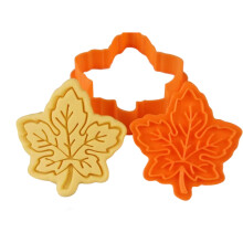 Food Grade Plastic Animal Cookie Molds Set For-maple leaf