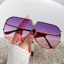 (GoldFramePink)V8 anspruchsvolle quadratische Metall-Sonnenbrille mit Verlaufsgläsern für Mode und Sonnenschutz