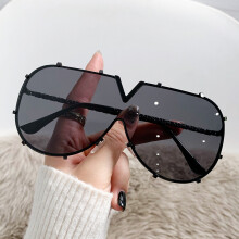(BlackFrameBlackGray)V8 anspruchsvolle quadratische Metall-Sonnenbrille mit Verlaufsgläsern für Mode und Sonnenschutz