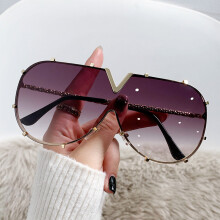 (GoldFrameGradientGray)V8 anspruchsvolle quadratische Metall-Sonnenbrille mit Verlaufsgläsern für Mode und Sonnenschutz