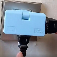 4X Rotate EU Plug Converter 3 in 1 Rotatable Outlet Extender 180 Degree Extension Plug Multi Plug Outlet Adapter