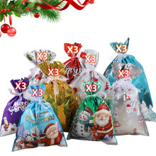 Packung mit 25 Weihnachtsgeschenktüten in verschiedenen Größen-C