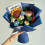 Bunter gestrickter Abschlussblumenstrauß mit Puppe für-A 3