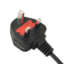 2X 300W Voltage Converter 220V to 110V Transformer Step Down Transformer Voltage Converter Travel Adapter UK Plug