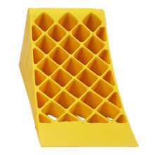 Wheel Chock Ramp Mat for Trailer Security
