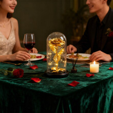 Lampenschirm mit goldener Rose und Beleuchtung (1 Stück)
