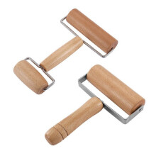Rolling Pin Pastry and Pizza Baker Roller Wooden Baking Crush Nuts Crackers Cookies Kitchen Utensils