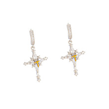 Boucles d'oreilles en forme de croix sur le thème de l'hiver, en