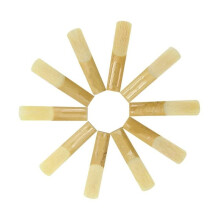 Alto Saxophone Reeds 2.5 Strength 10 Pack, Traditional Cut Reeds for Balanced Tone and Consistent Response