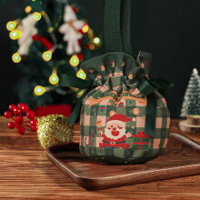 Christmas Linen Gift Bags with Cartoon Pattern – Drawstring Treat Pouches, Rustic Farmhouse Holiday Favor Bags, Multicolor, 7.9in