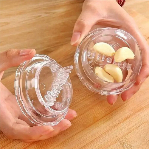 6X Kitchen Multifunctional Garlic Crusher Manual Garlic Press Roll Crusher Chopper Kitchen Gadgets Accessories White 2